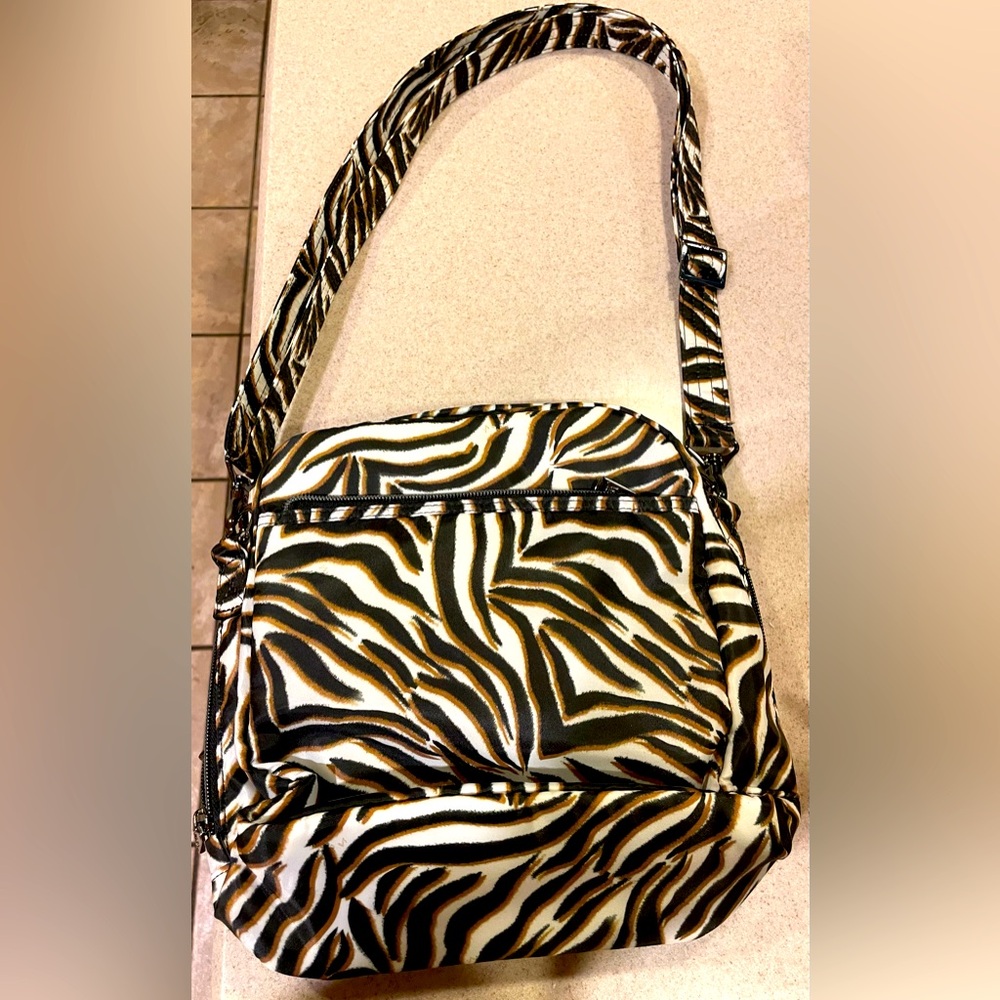 Pre-Owned Lug Ranger Animal Print Medium Cross-Body Bag - Picture 8 of 9